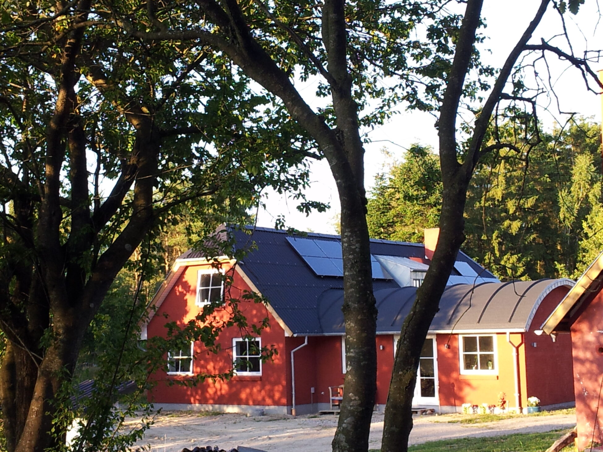 ØSTEN OM